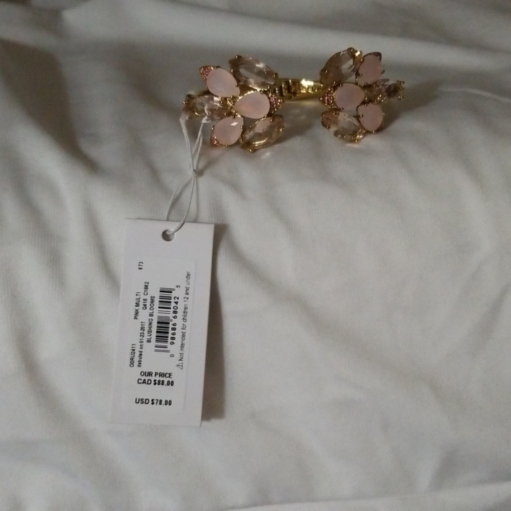 Kate spade bangle. - Picture 4 of 4